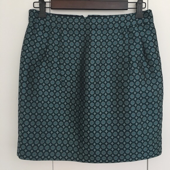 J-Crew-Collection-Mini-Skirt-in-Jade-Foulard silk - Picture 2 of 2
